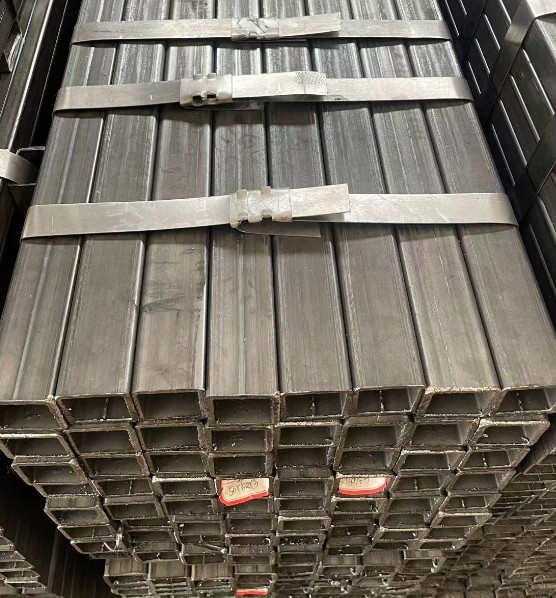 无锡工业用梯子 镀锌管焊接梯子 铁梯子方管梯