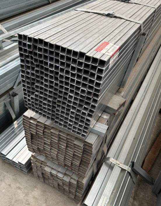 无锡现货供应30*50*2镀锌方管50*80*3.0 20*20*1.5 20*40*2.0规格齐全